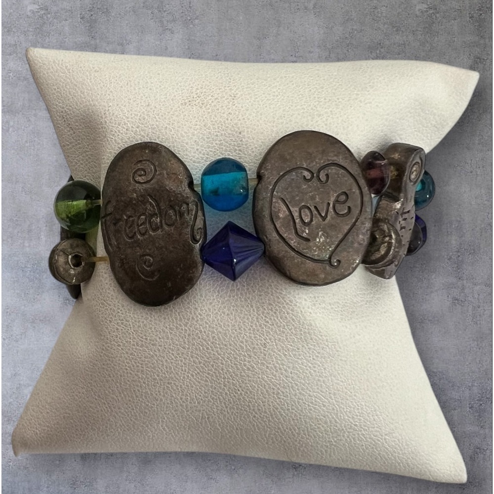 Beaded stretchy bracelet vintage inspiration quotes